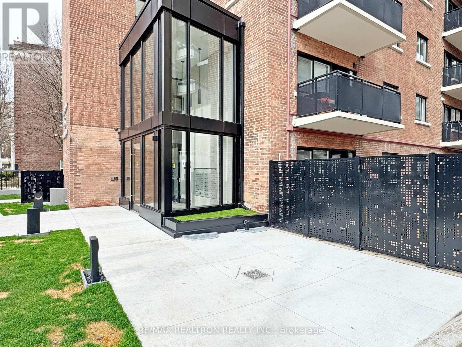 308 - 95 LAWTON BOULEVARD|Toronto (Yonge-St. Clair), Ontario M4V1Z8