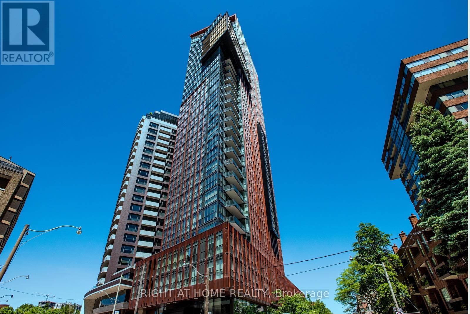 902 - 32 DAVENPORT ROAD|Toronto (Annex), Ontario M5R1H3