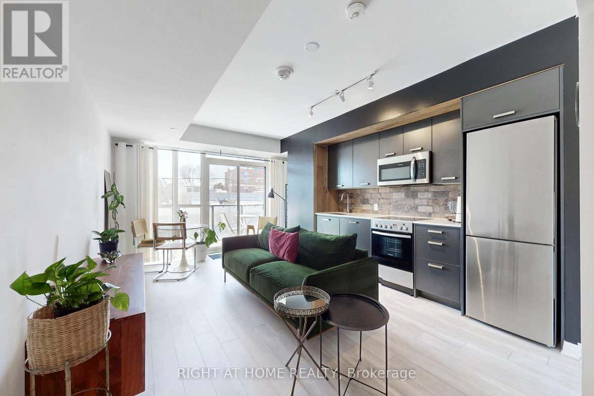 202 - 1630 QUEEN STREET E, TORONTO (THE BEACHES), ON M4L 0B3