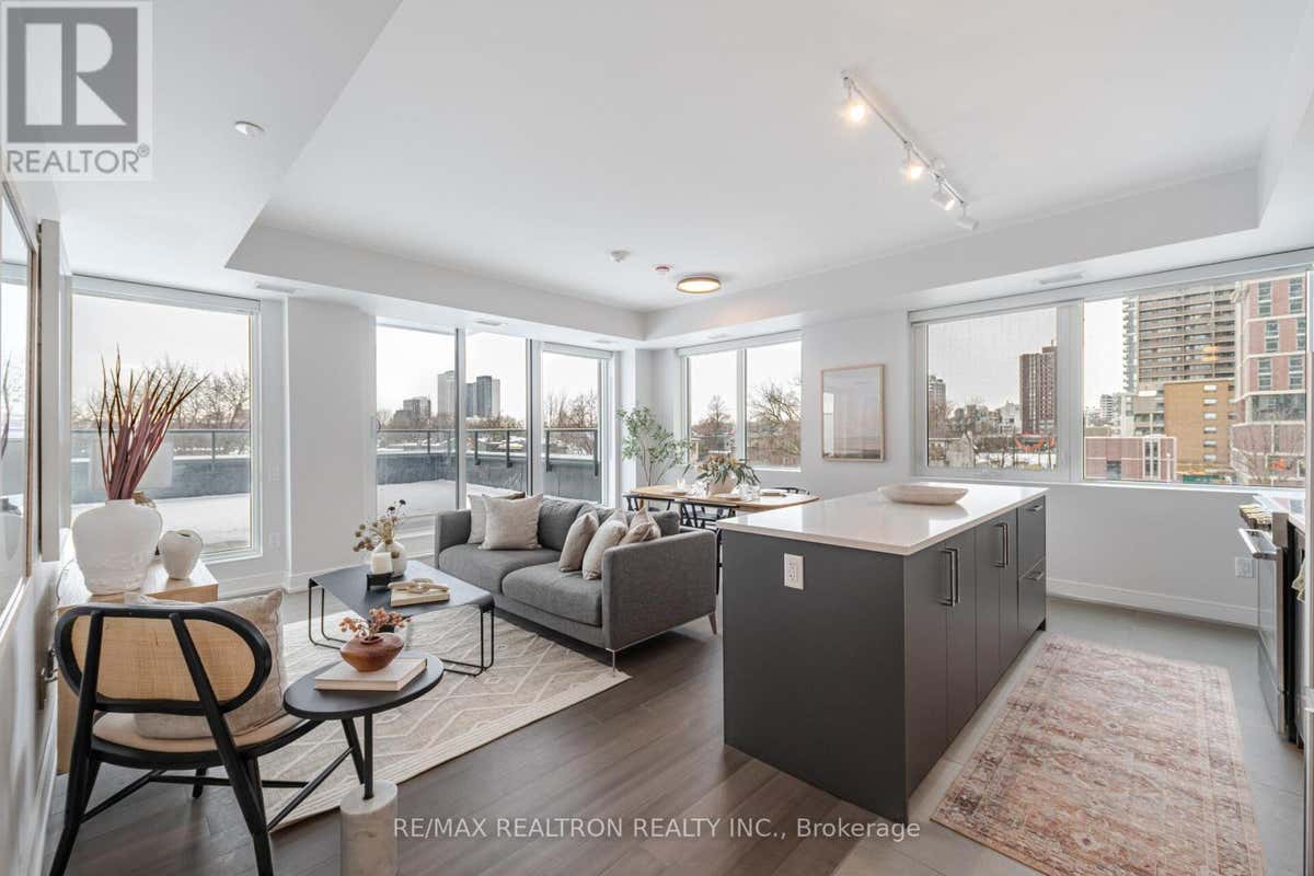 403 - 664 SPADINA AVENUE, TORONTO (UNIVERSITY), ON M5S 2H7