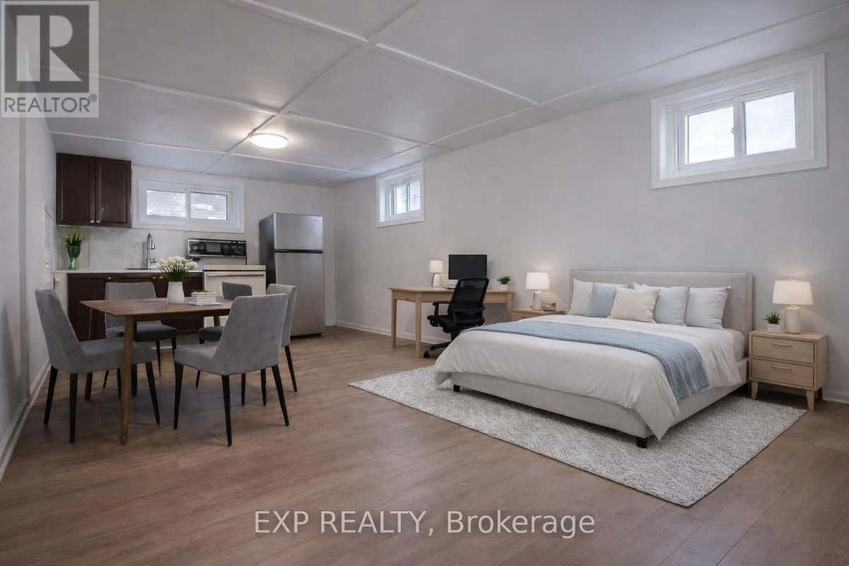 LOWER UNIT A - 861 COSBURN AVENUE, TORONTO (WOODBINE-LUMSDEN), ON M4C 2W4
