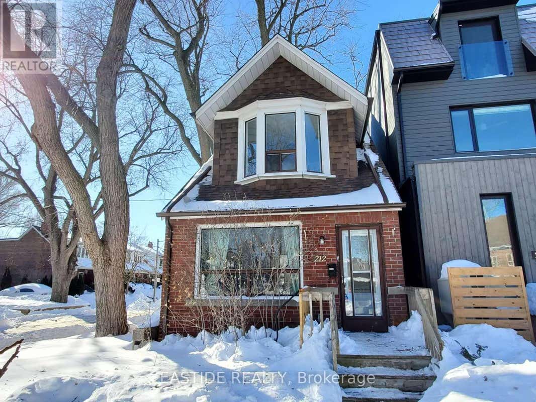 UPPER - 212 MONARCH PARK AVENUE, TORONTO (DANFORTH), ON M4J 4S1