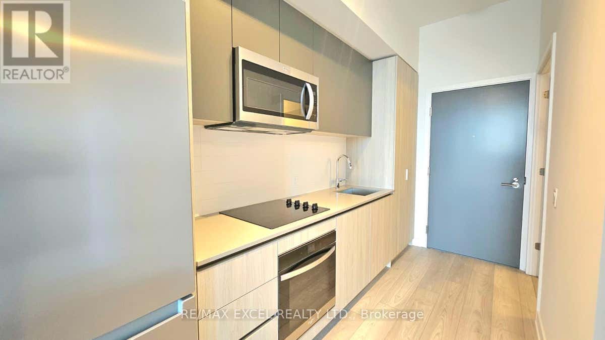 211 - 5858 YONGE STREET, TORONTO (NEWTONBROOK WEST), ON M2M 3T3