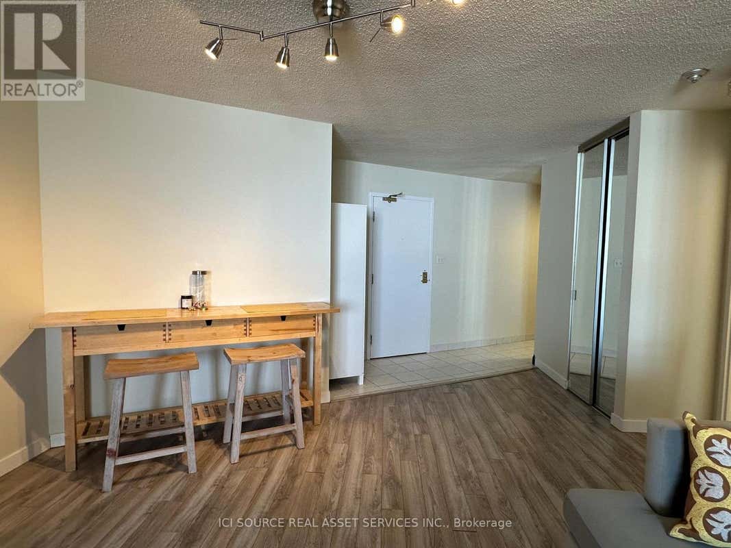 1907 - 270 QUEENS QUAY W, TORONTO (WATERFRONT COMMUNITIES), ON M5J 2N4