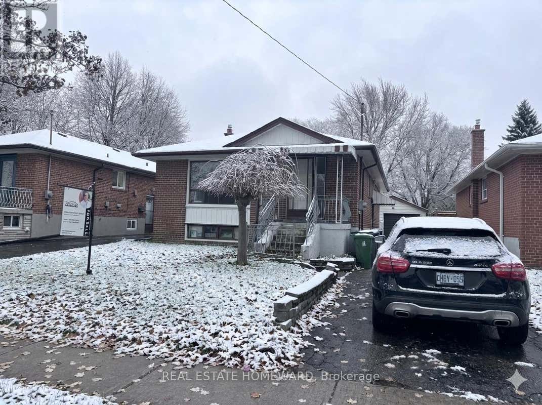 MAIN - 7 DUNLOP AVENUE, TORONTO (CLAIRLEA-BIRCHMOUNT), ON M1K 1K8