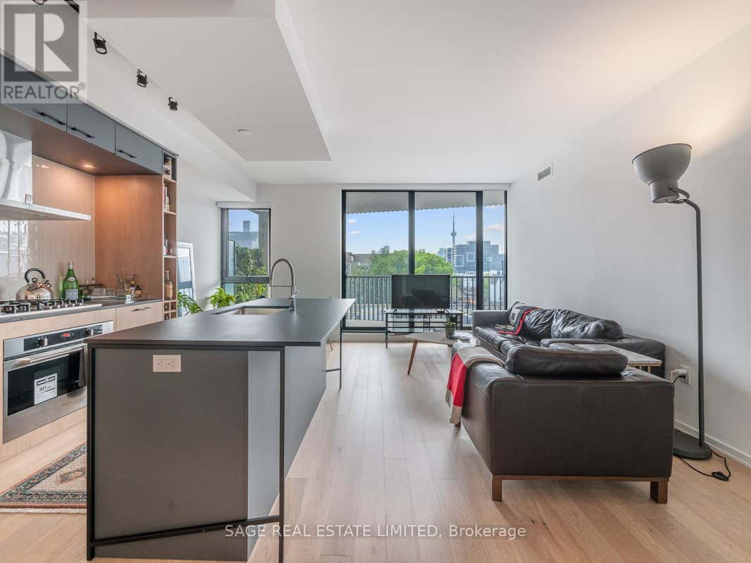 404 - 41 DOVERCOURT ROAD, TORONTO (LITTLE PORTUGAL), ON M6J 3C2