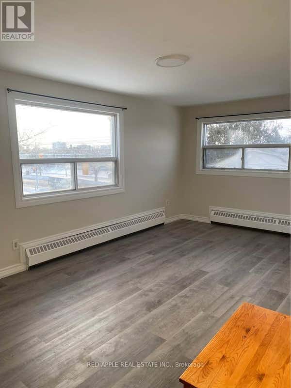 211 MILVAN DRIVE, TORONTO (HUMBER SUMMIT), ON M9L 2A3