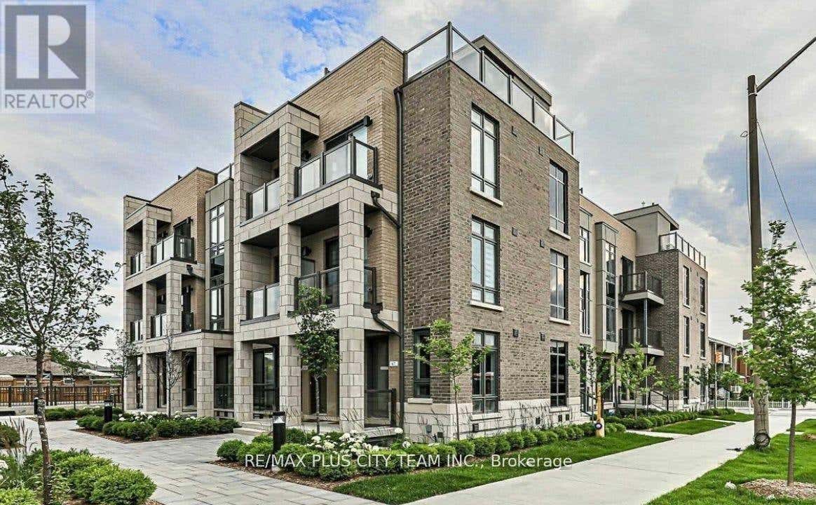 66 - 721 LAWRENCE AVENUE W, TORONTO (YORKDALE-GLEN PARK), ON M6A 0C6