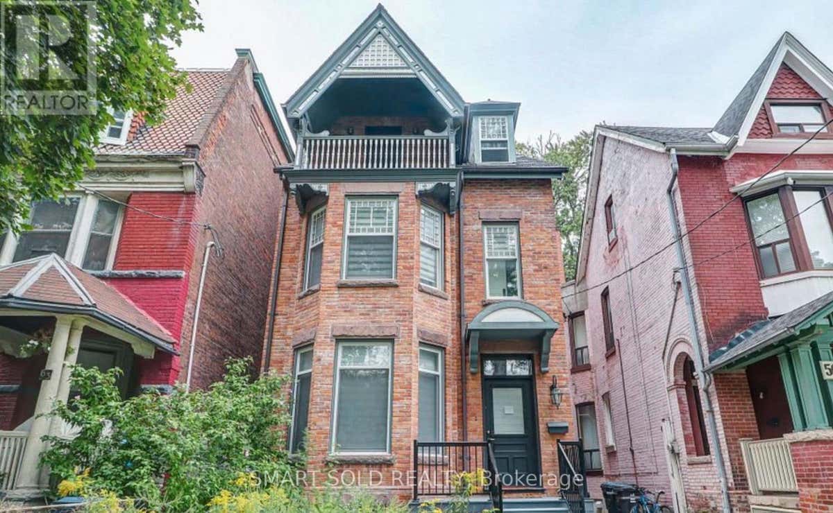 61 BRUNSWICK AVENUE, TORONTO (UNIVERSITY), ON M5S 2L8