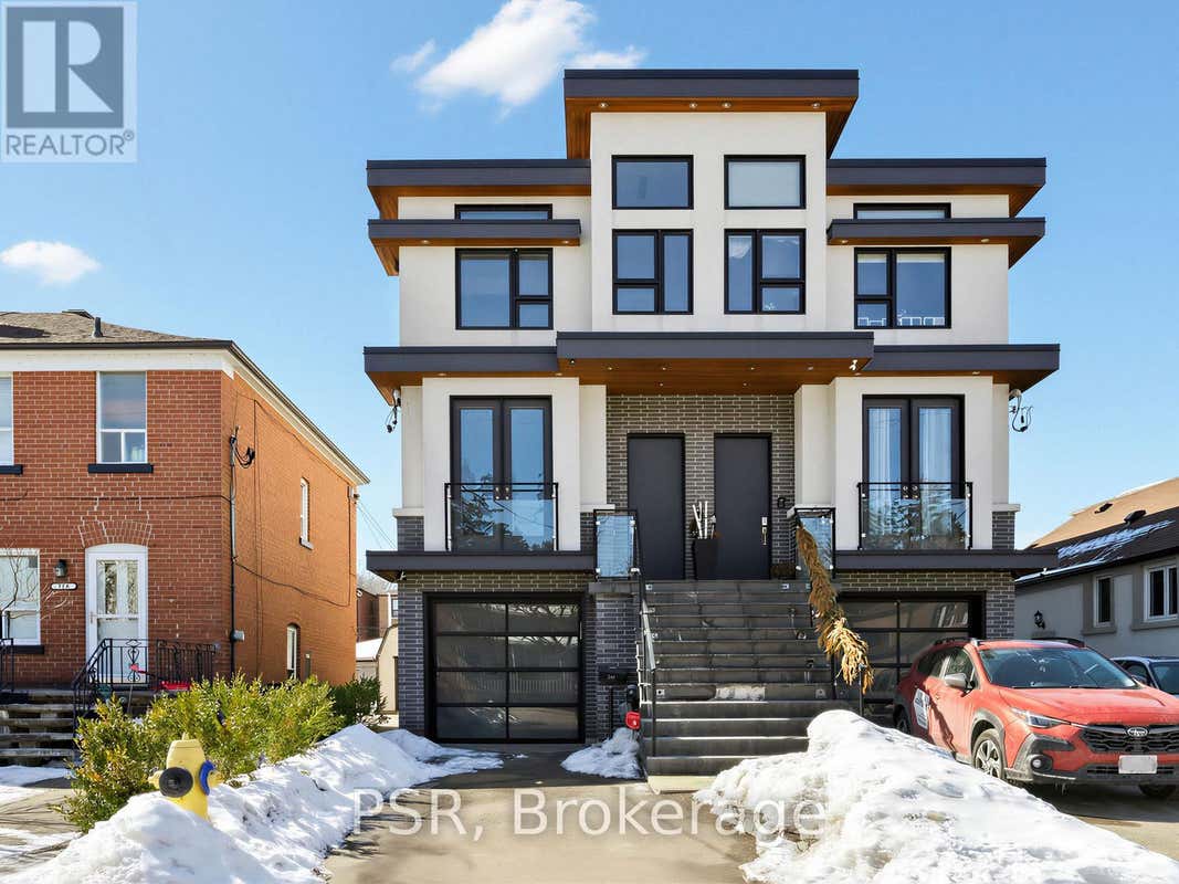 520 MCROBERTS AVENUE, TORONTO (CALEDONIA-FAIRBANK), ON M6E 4R4