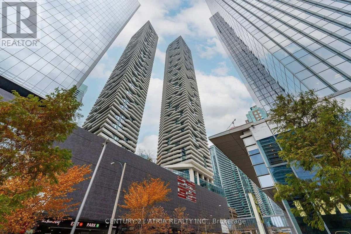 4002 - 88 HARBOUR STREET, TORONTO (WATERFRONT COMMUNITIES), ON M5J 0C3