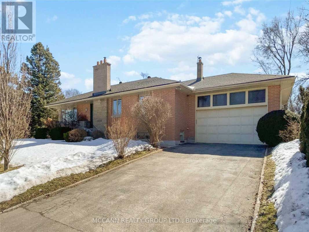 68 WHITTAKER CRESCENT, TORONTO (BAYVIEW VILLAGE), ON M2K 1K8