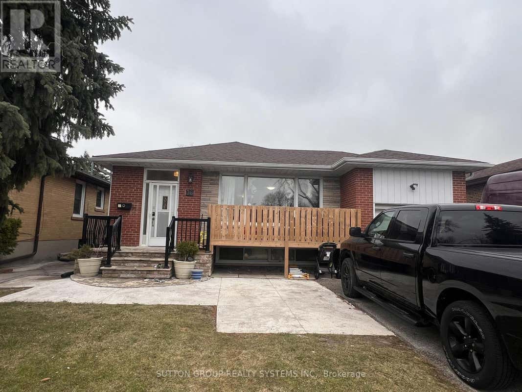 MAIN FLOOR - 36 ODESSA AVENUE, TORONTO (ERINGATE-CENTENNIAL-WEST DEANE), ON M9C 4J8