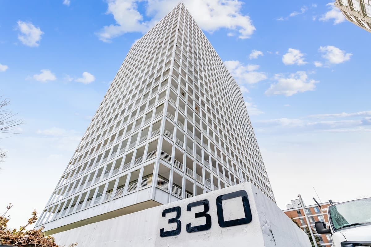 330 Spadina Road