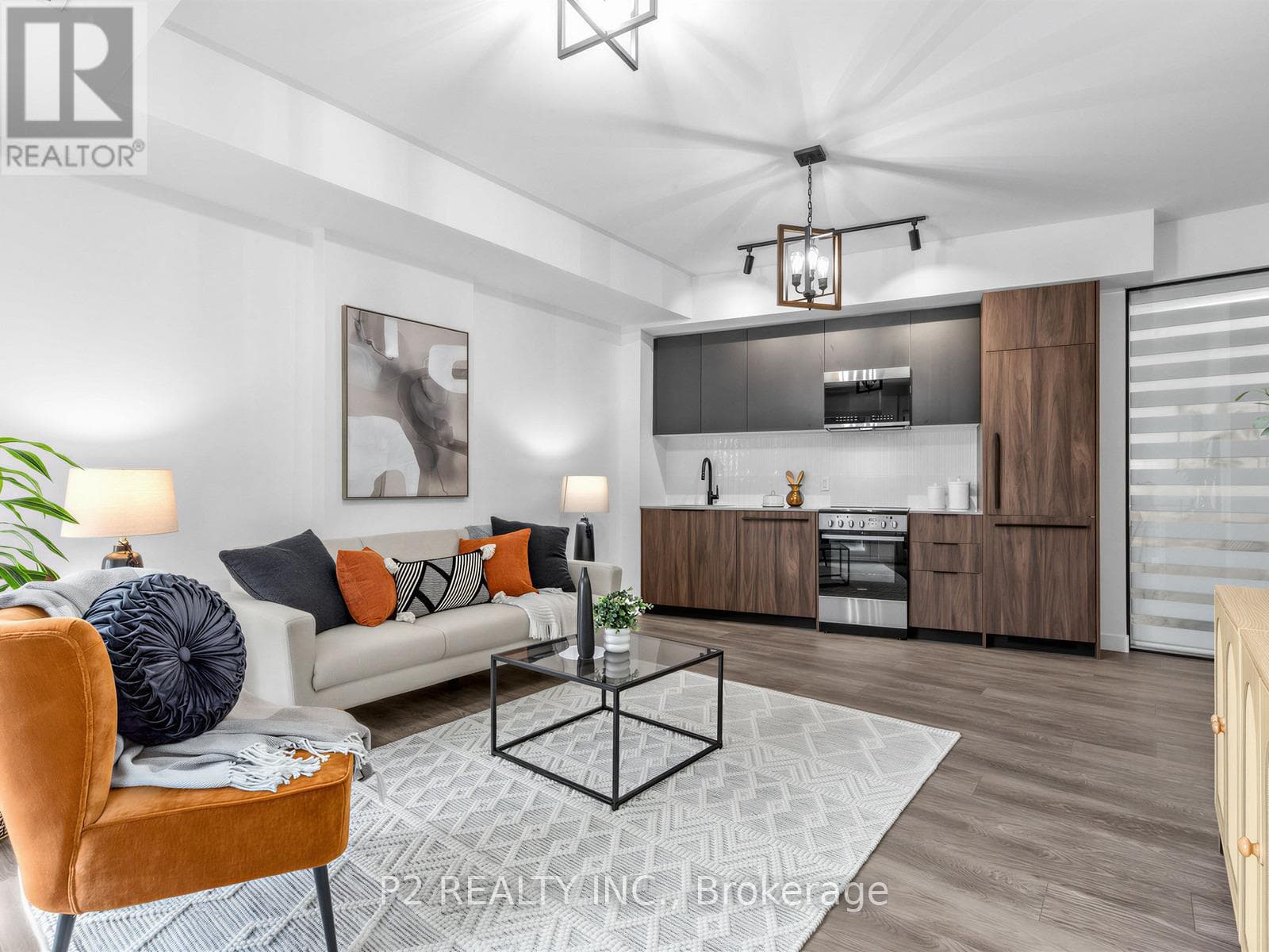 1635 MILITARY Trail