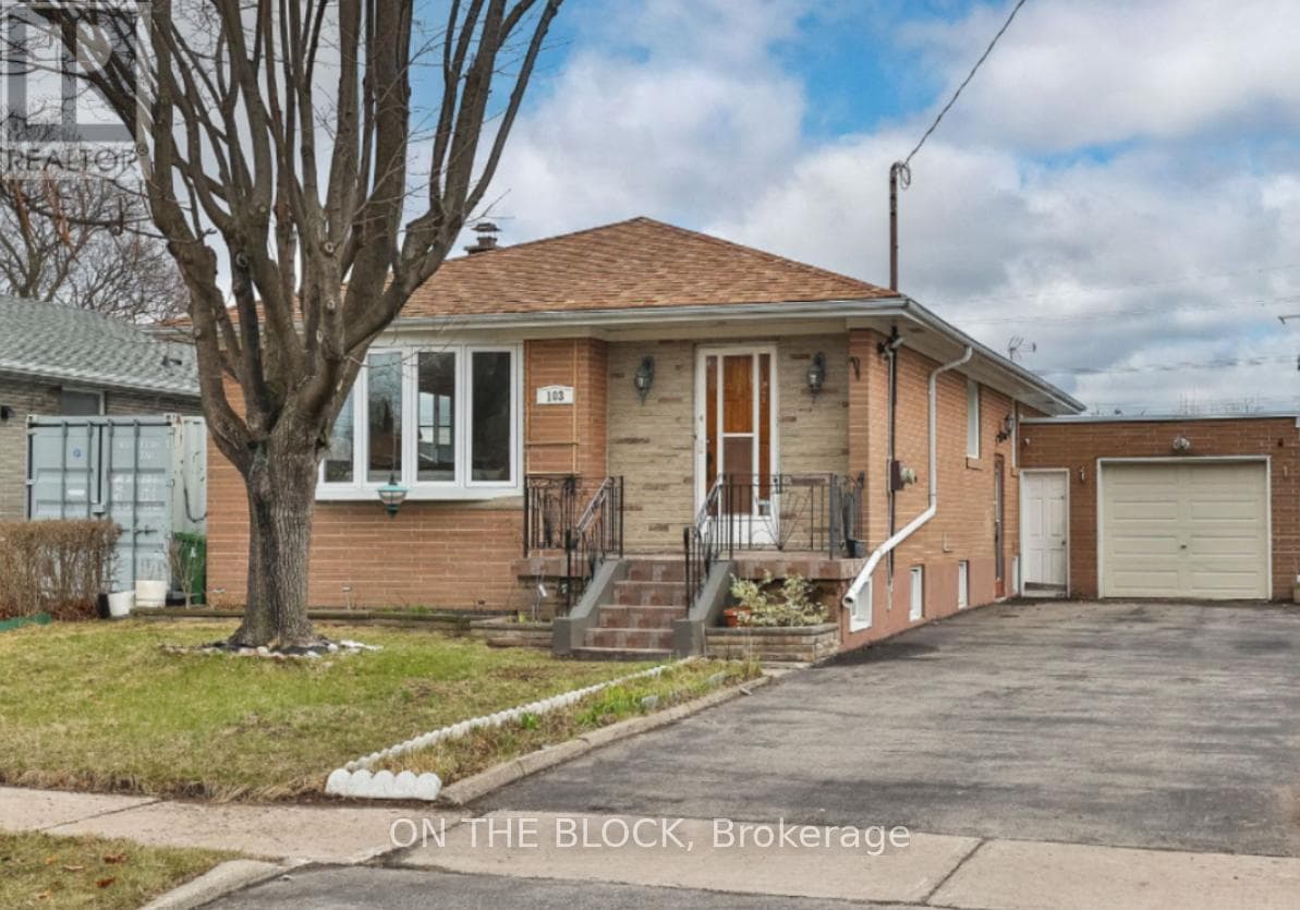 103 Fitzgibbon Avenue