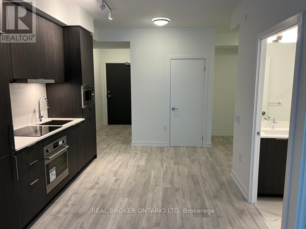7 GOLDEN LION Heights