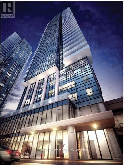 255 Village Green Square