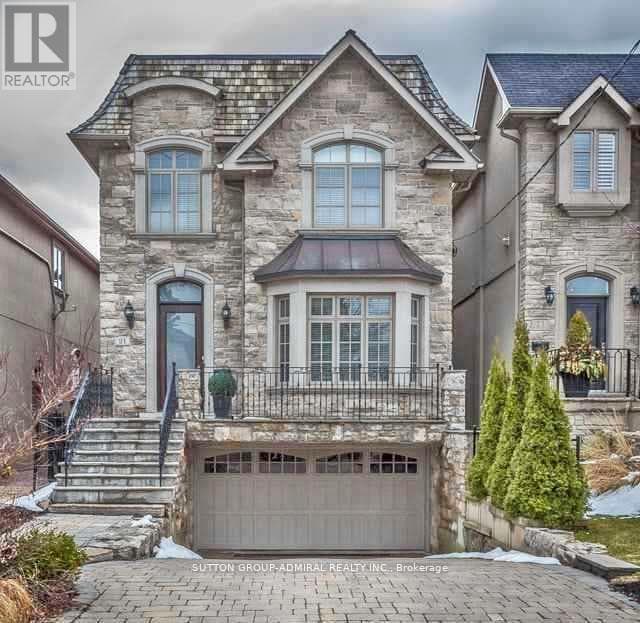 21 Dunblaine Avenue