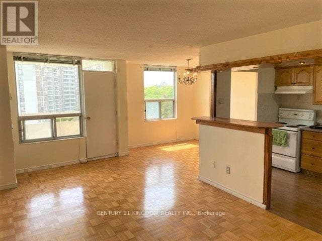 20 Edgecliff Golfway