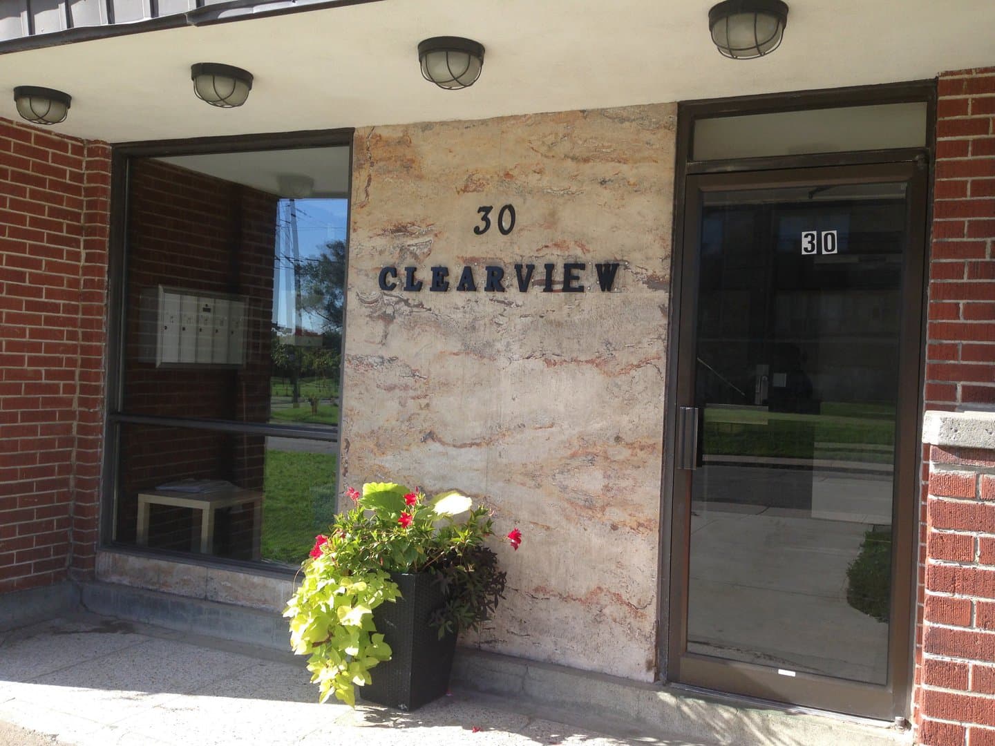30 Clearview Heights